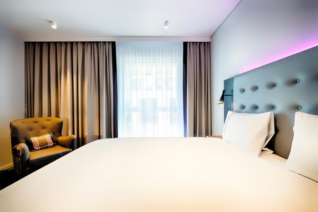 Premier Inn Darmstadt City Centre Exteriör bild