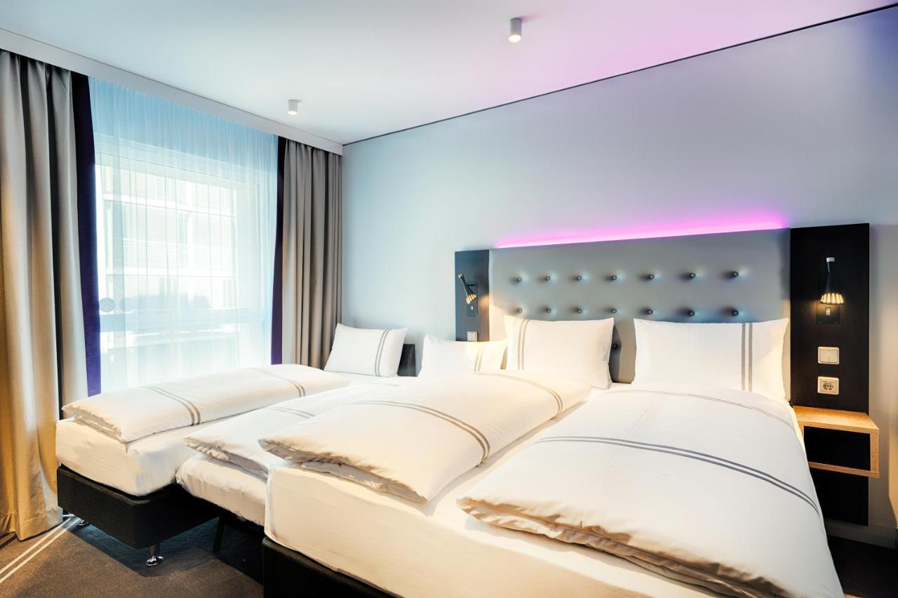 Premier Inn Darmstadt City Centre Exteriör bild
