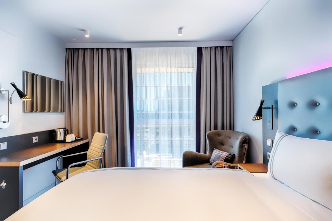 Premier Inn Darmstadt City Centre Exteriör bild